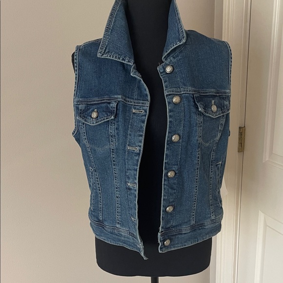 Live a Little Jackets & Blazers - NWT. Denim vest by Live a Little size medium